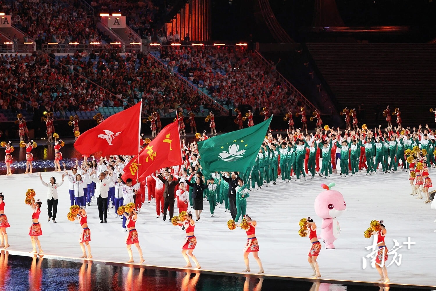 解析“闲起龙”：如何在百家乐行情转换中敏锐察觉“单跳”信号。（解读“闲起龙”：在百家乐走势转换中如何精准识别“单跳”信号）